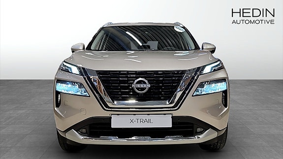 Nissan X-Trail 4 of 5