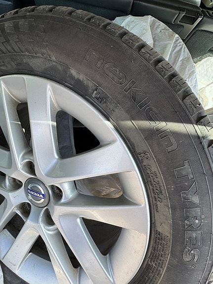 Volvo V70 15 of 24