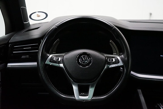 Volkswagen Touareg 13 of 26