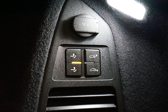 Volkswagen Touareg 26 of 26