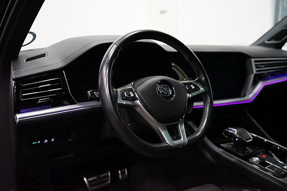 Volkswagen Touareg 9 of 26
