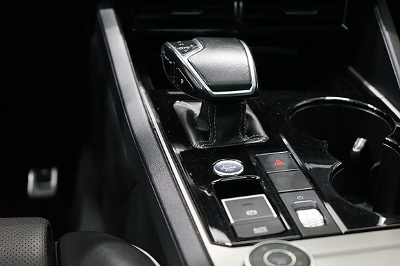 Volkswagen Touareg 14 of 26