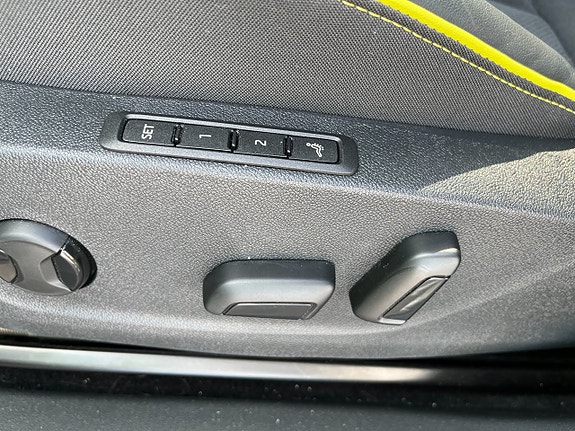 Skoda Enyaq Coupe RS 12 of 16