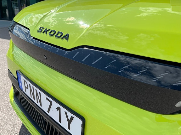 Skoda Enyaq Coupe RS 8 of 16
