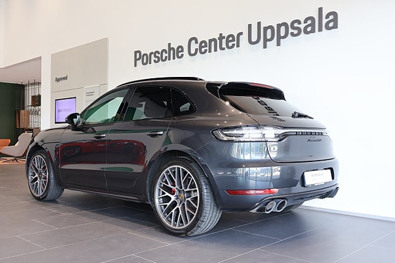 Porsche Macan GTS 3 of 5