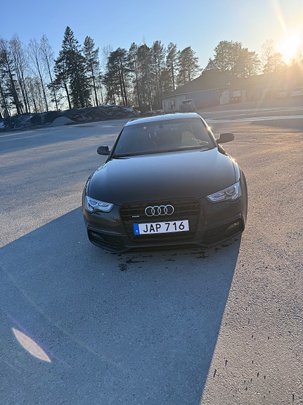 Audi A5 2 of 4