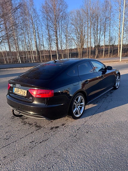 Audi A5 4 of 4