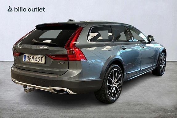 Volvo V90 Cross Country 4 of 5