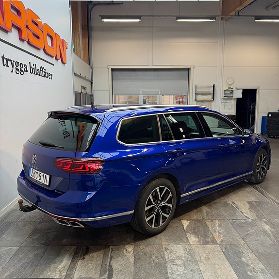 Volkswagen Passat 4 of 14