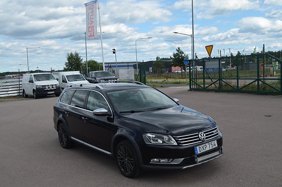 Volkswagen Passat Alltrack 9 of 19