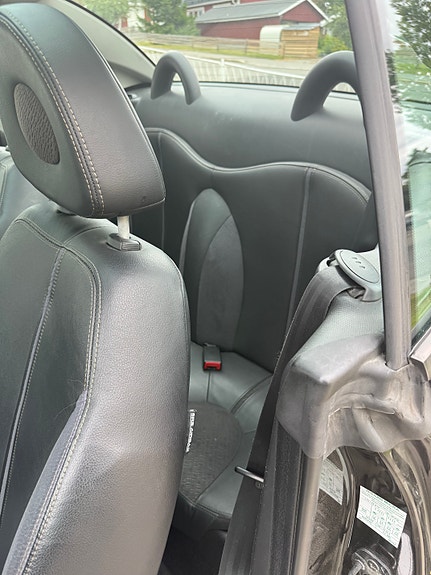 Nissan Micra C+C 10 of 12