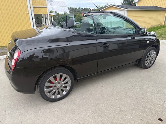 Nissan Micra C+C 6 of 12