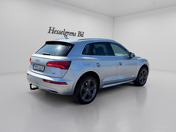 Audi Q5 6 of 18
