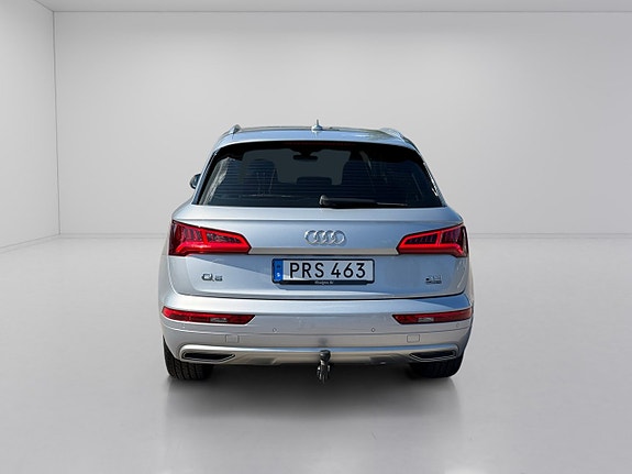 Audi Q5 7 of 18