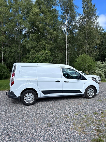 Ford Transit Connect 2 of 5