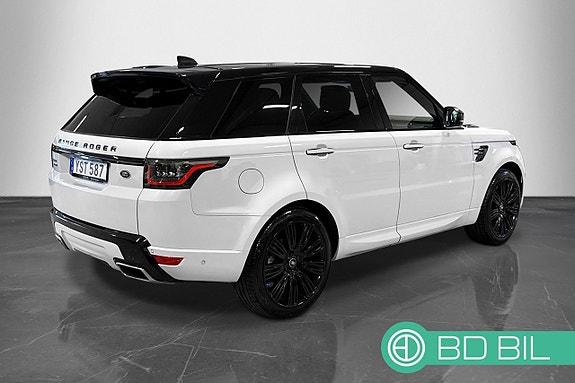 Land Rover Range Rover Sport 4 of 5