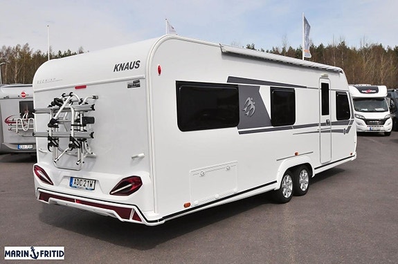 Knaus Scandinavian selection 650 UDF + tiki 1250