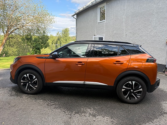 Peugeot e-2008 5 of 5