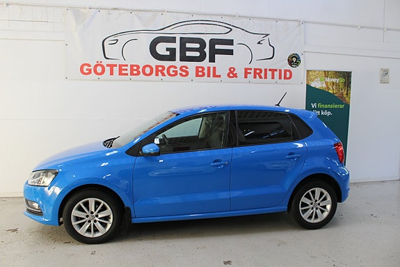 Volkswagen Polo 2 of 5