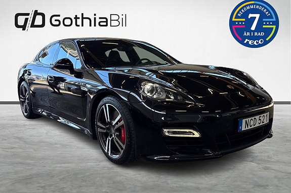Porsche Panamera GTS 3 of 24
