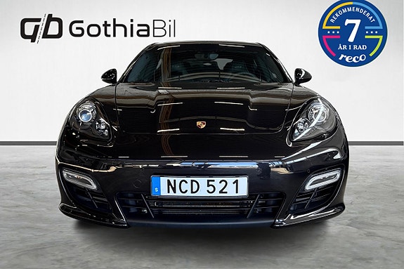 Porsche Panamera GTS 2 of 24