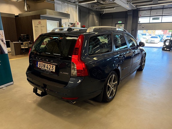 Volvo V50 5 of 5