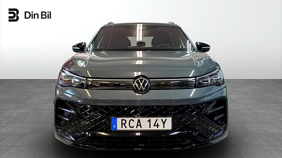 Volkswagen Tiguan 4 of 18