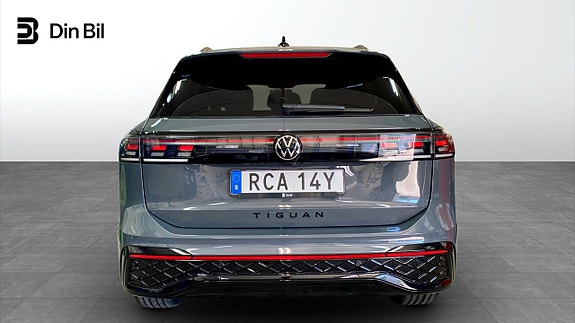 Volkswagen Tiguan 5 of 18