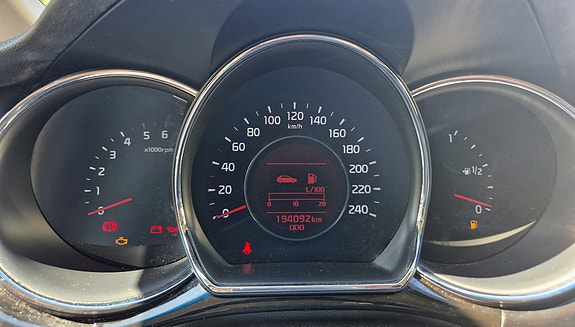 Kia Ceed 9 of 12