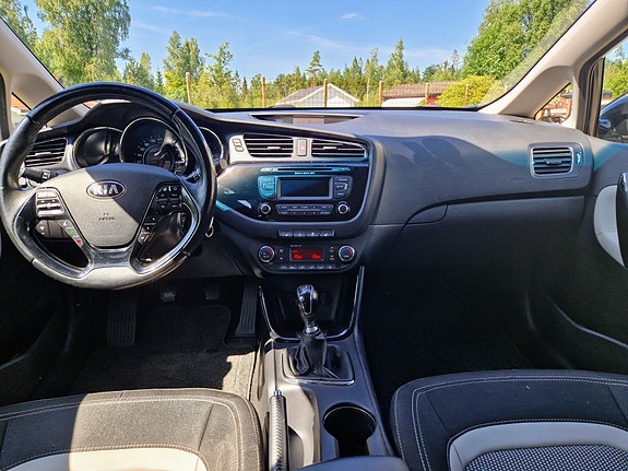 Kia Ceed 10 of 12