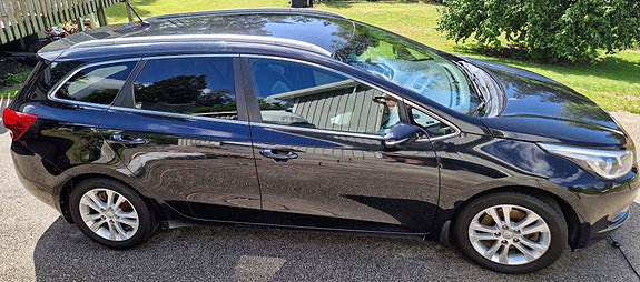 Kia Ceed 2 of 12