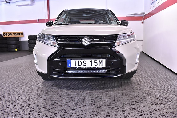 Suzuki Vitara 3 of 5