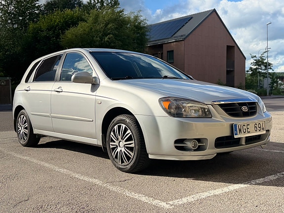 Kia Cerato 3 of 5