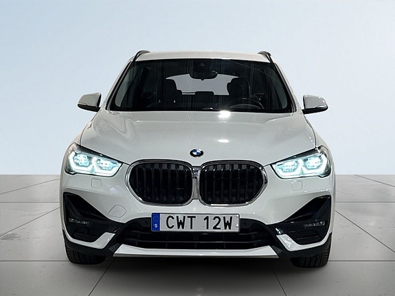 BMW X1 2 of 5