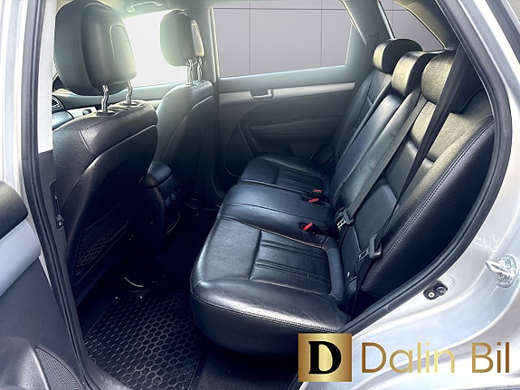 Kia Sorento 14 of 16