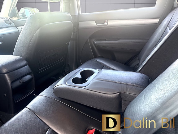 Kia Sorento 16 of 16