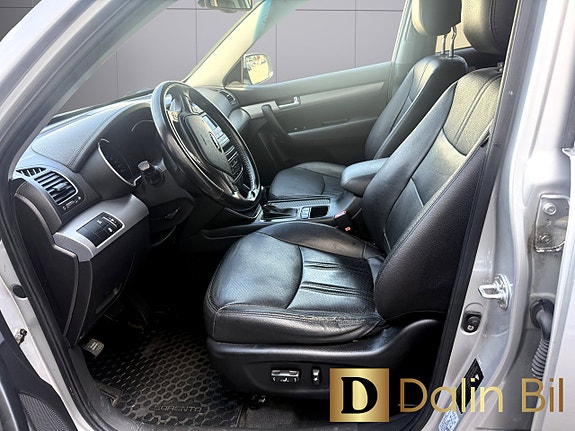Kia Sorento 10 of 16