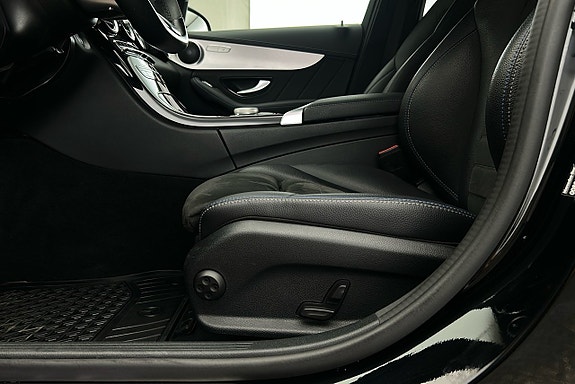 Mercedes-Benz CLC220 16 of 24