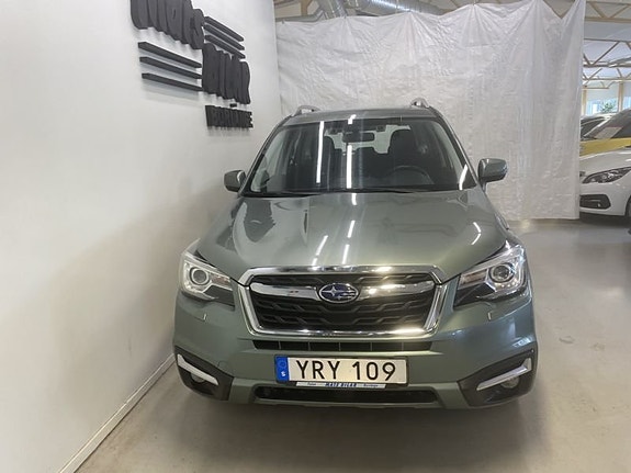 Subaru Forester 2 of 5