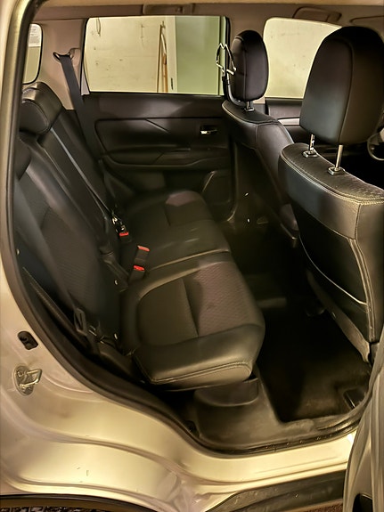 Mitsubishi Outlander 6 of 7