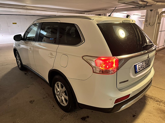 Mitsubishi Outlander 4 of 7