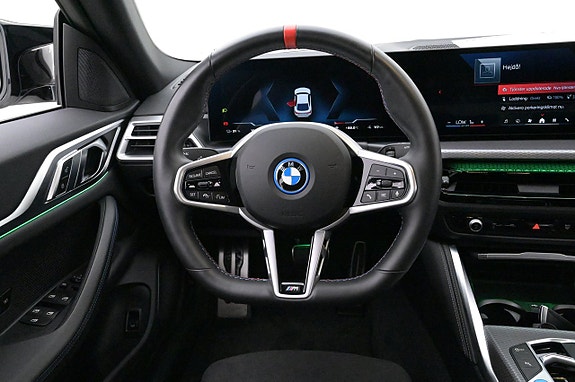 BMW i4 7 of 27