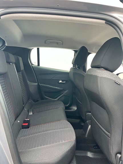 Peugeot 208 17 of 20