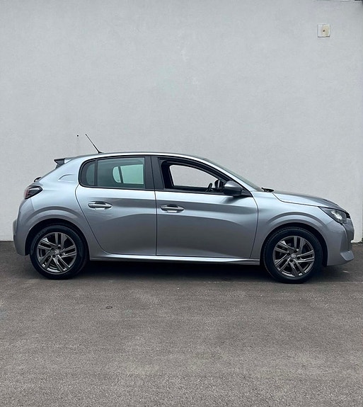 Peugeot 208 15 of 20