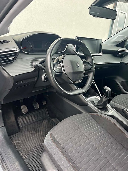 Peugeot 208 6 of 20