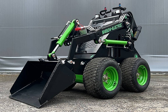 Skid Steer SK650 - Minilastare - Hjuldriven - BENSIN / EL 4 of 5