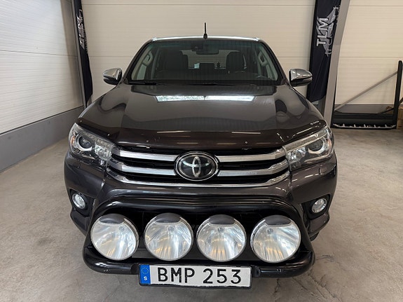 Toyota HiLux 5 of 5