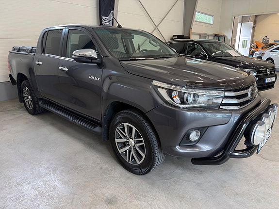 Toyota HiLux 4 of 5