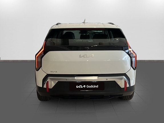 Kia EV3 5 of 15