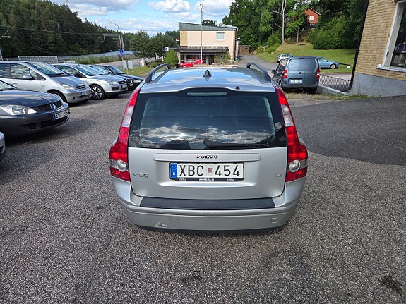 Volvo V50 6 of 10